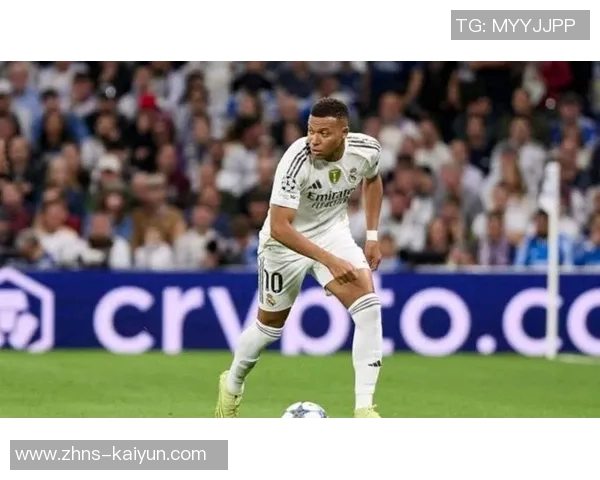 自吉鲁以来，姆巴佩是首位欧冠上演大四喜的法国球员